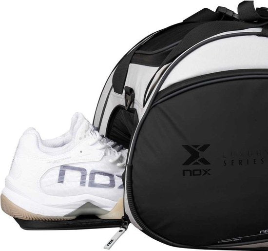 NOX Luxury Master Serie Padel Rackettas - 2024