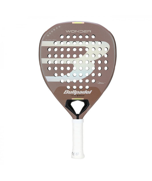 Bullpadel Wonder "Claudia Fernández" 2026 Padel Racket
